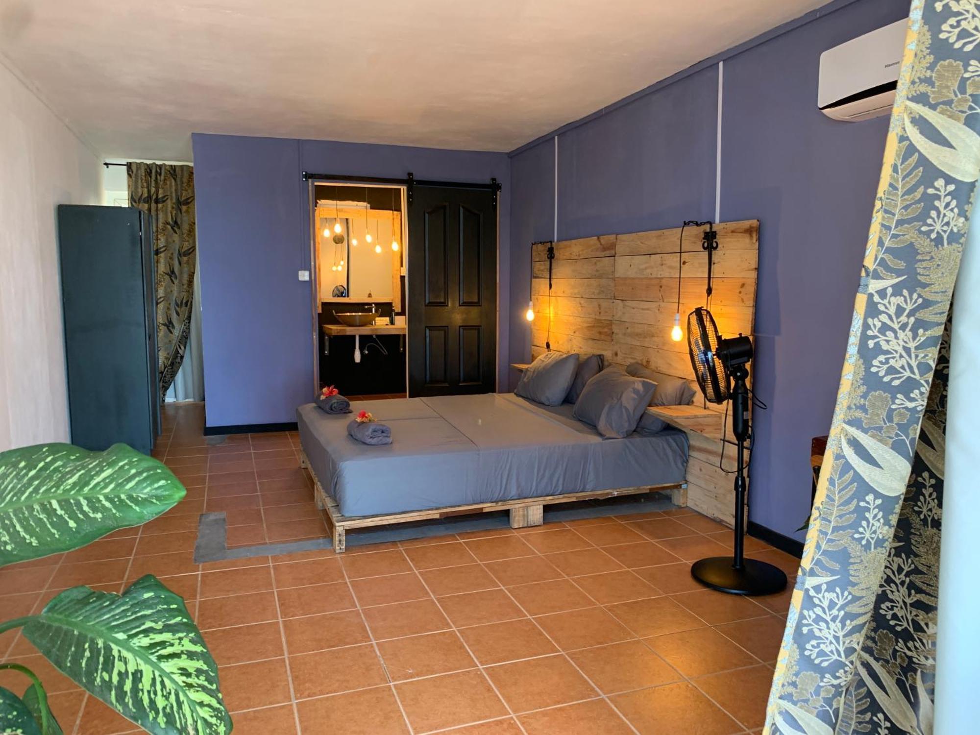 Bon Vivant Front De - Ile Rodrigues *